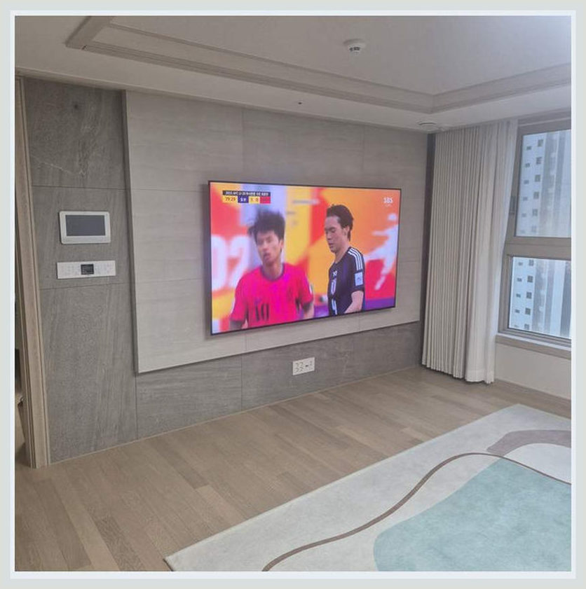 벽걸이TV 설치 참고 사진: 브라켓·벽면 조건을 눈으로 확인하는 과정에 대해 점검할 시공 장면 (실제 해당 지역 후기 아님)